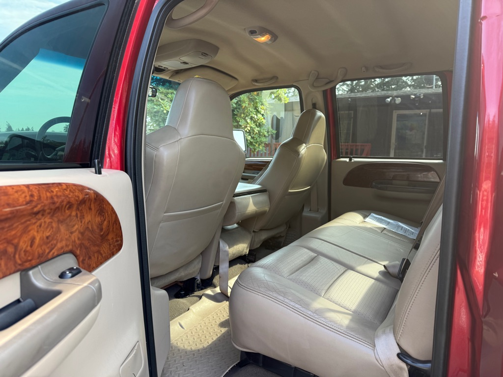Photo 10 of this FORD F350