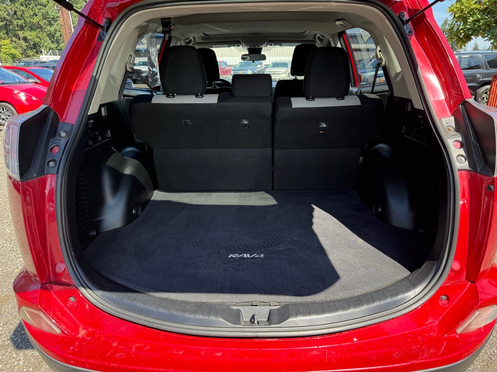 Photo 11 of this TOYOTA RAV4