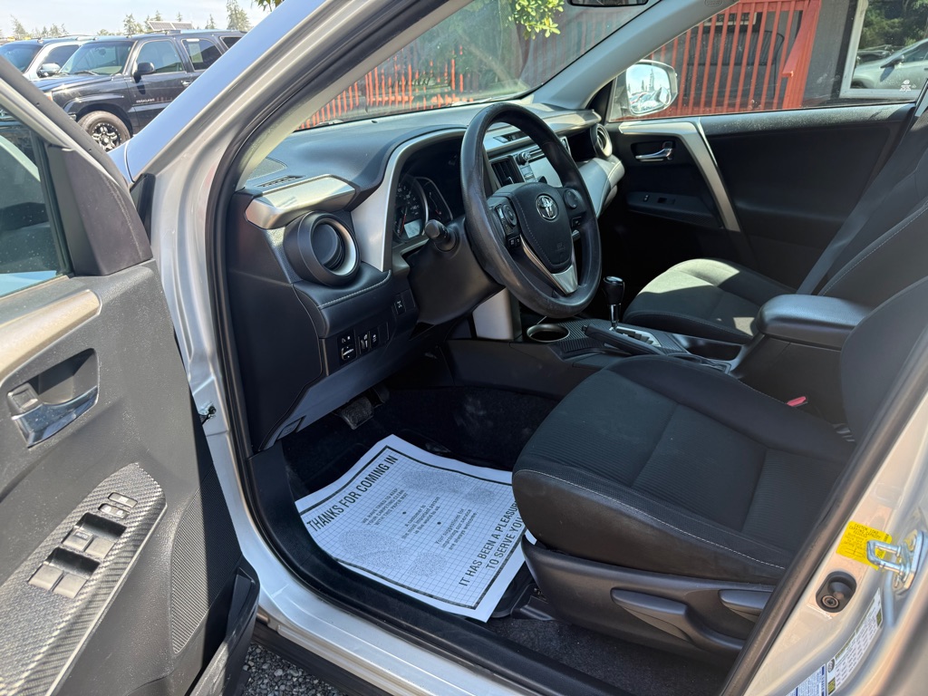 Photo 9 of this TOYOTA RAV4