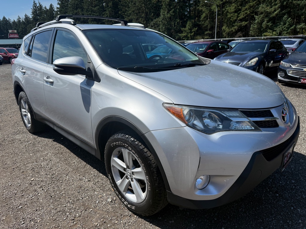 Photo 2 of this TOYOTA RAV4