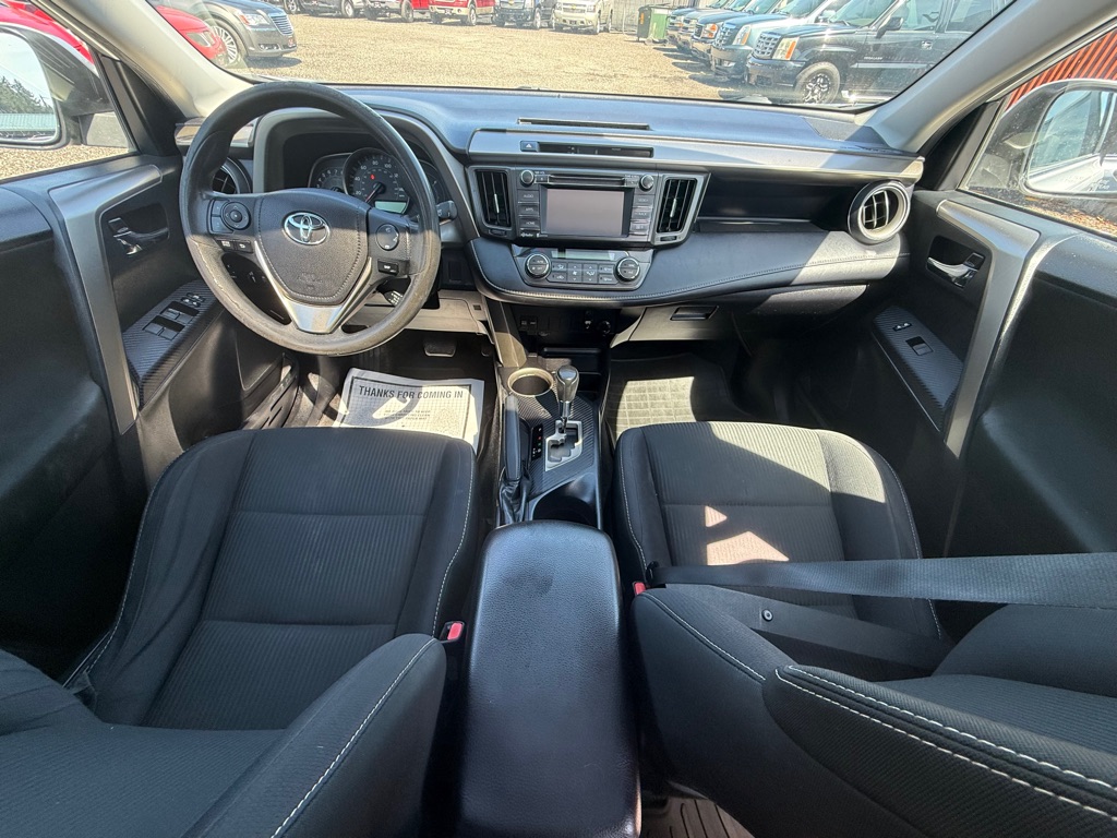 Photo 15 of this TOYOTA RAV4