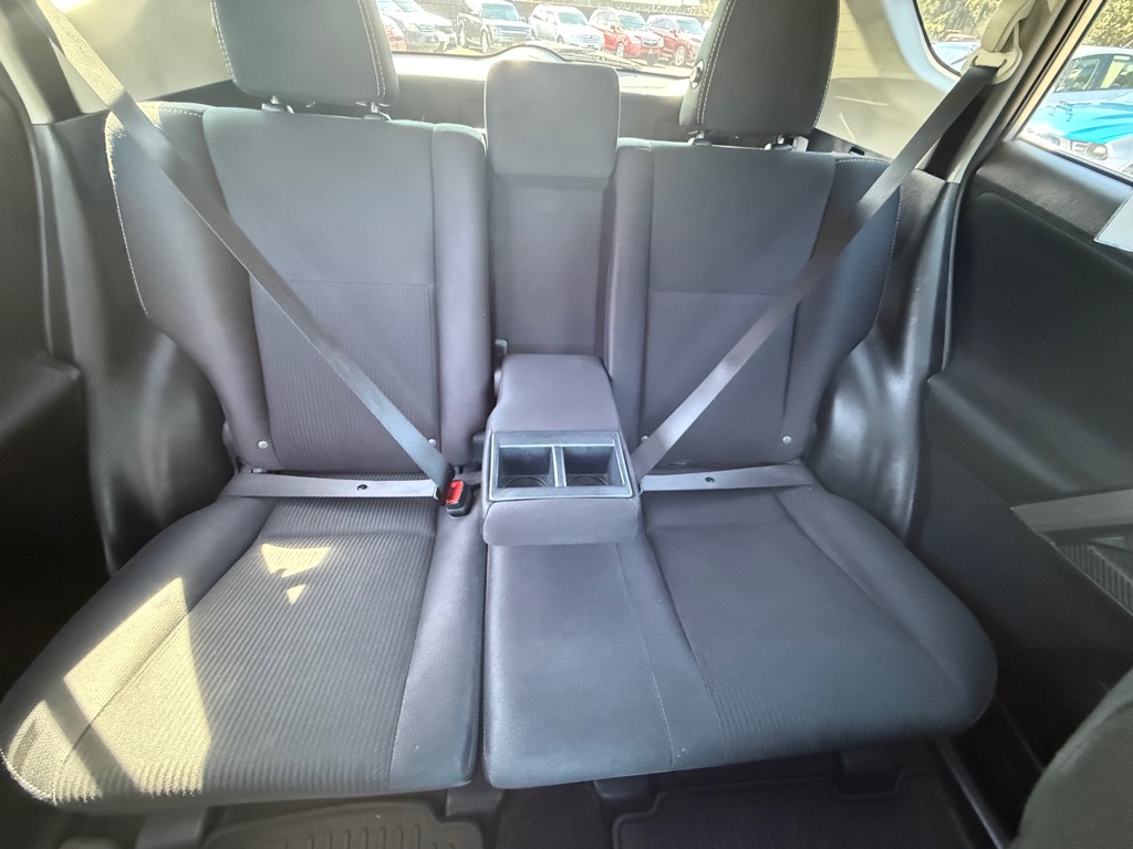 Photo 16 of this TOYOTA RAV4