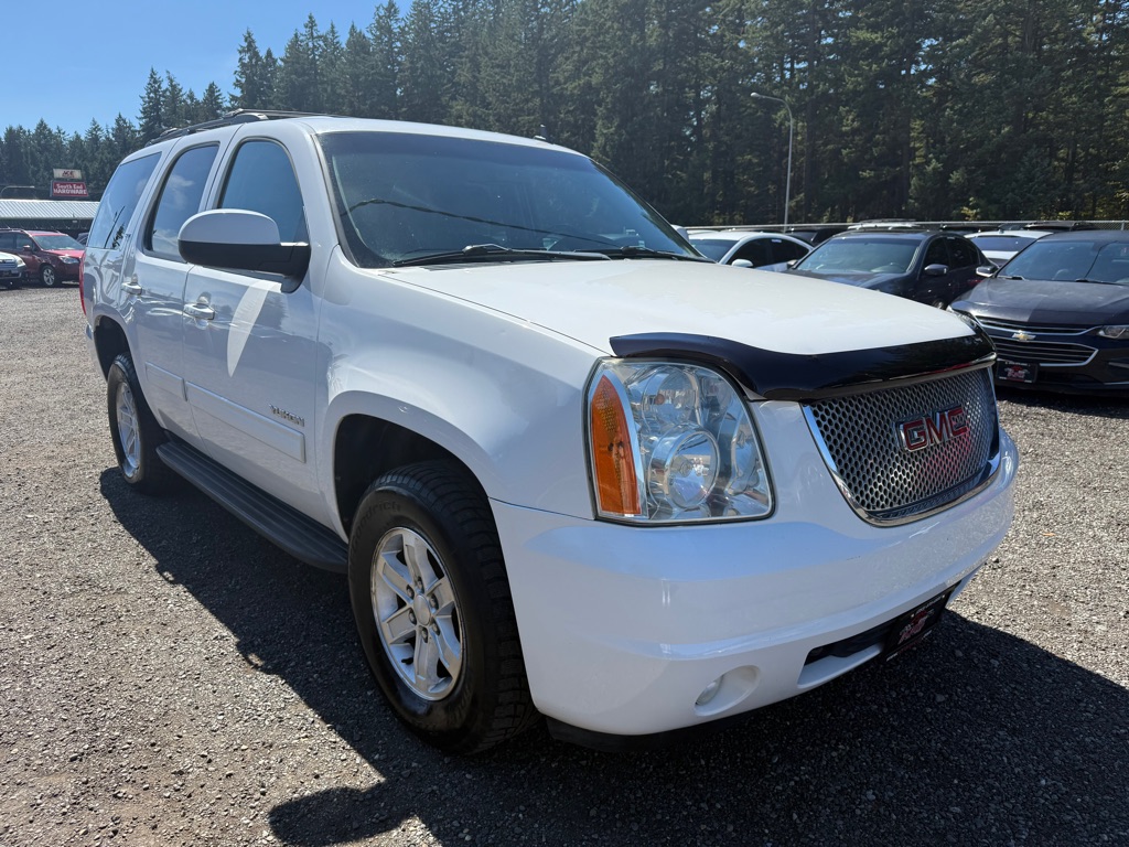 Photo 2 of this GMC YUKON