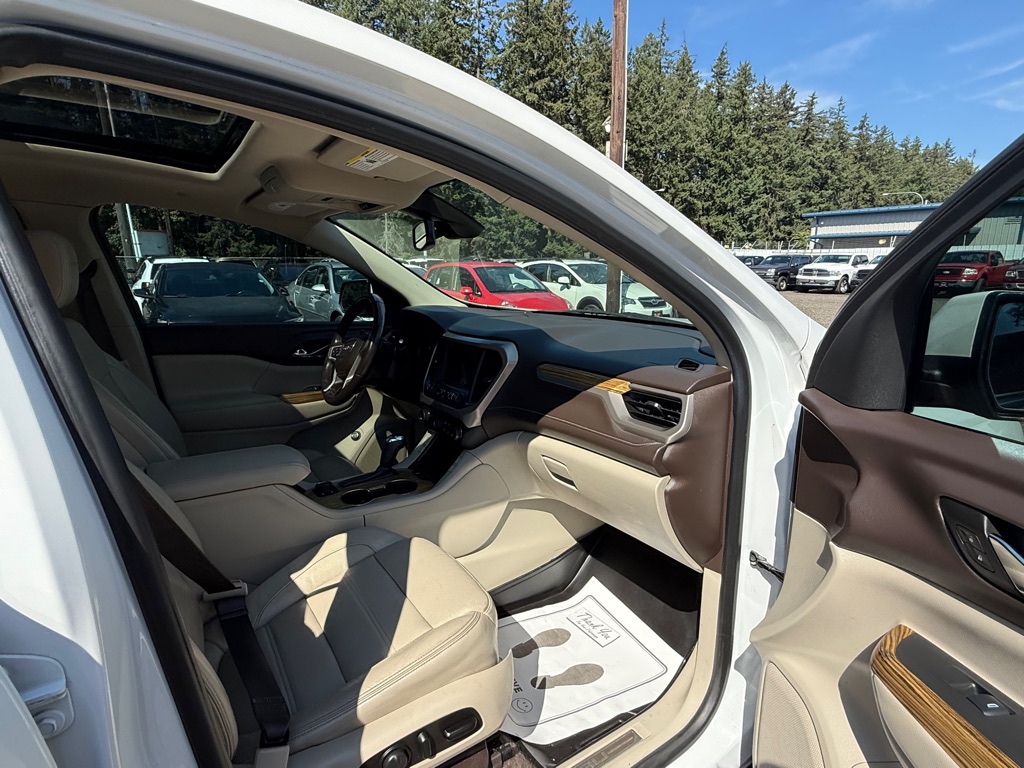Photo 27 of this GMC ACADIA