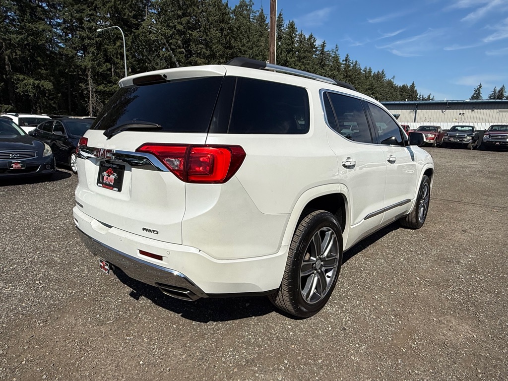 Photo 22 of this GMC ACADIA