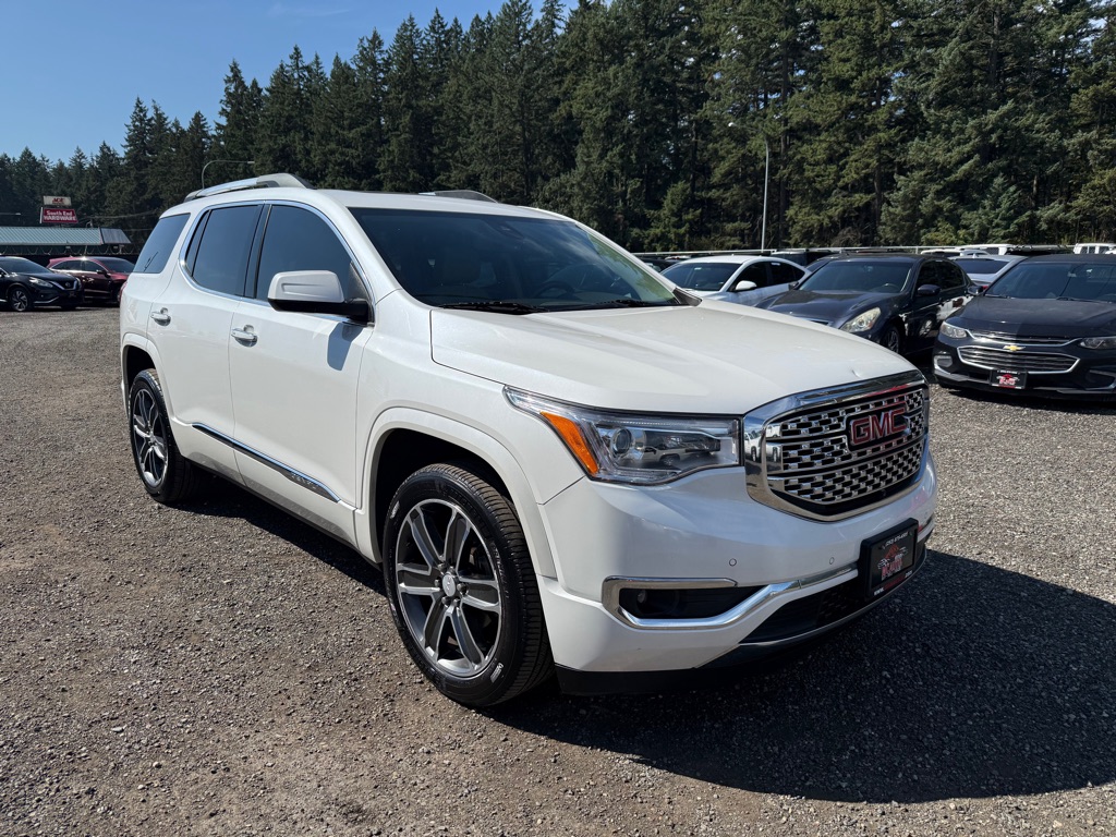 Photo 16 of this GMC ACADIA