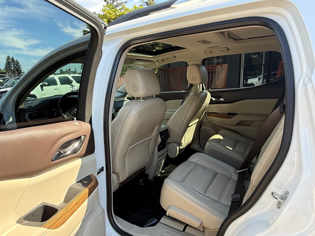 Photo 24 of this GMC ACADIA