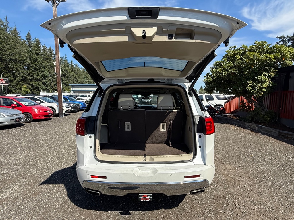 Photo 25 of this GMC ACADIA