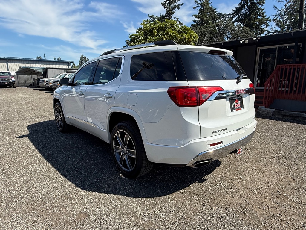 Photo 20 of this GMC ACADIA