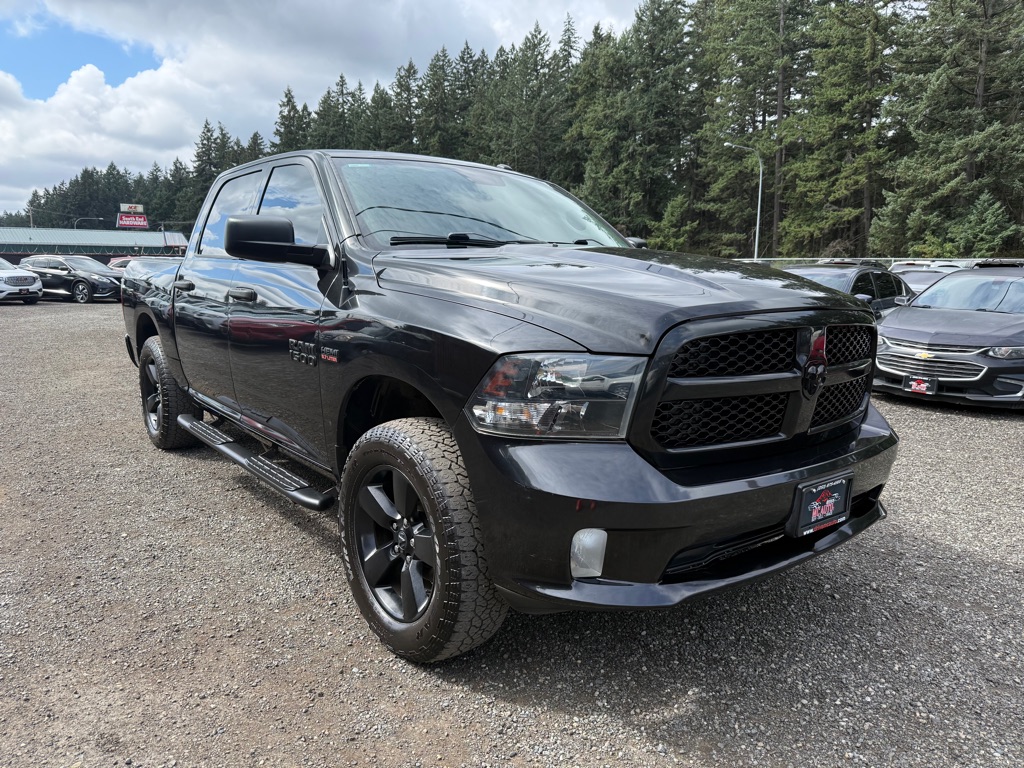 Photo 2 of this RAM 1500