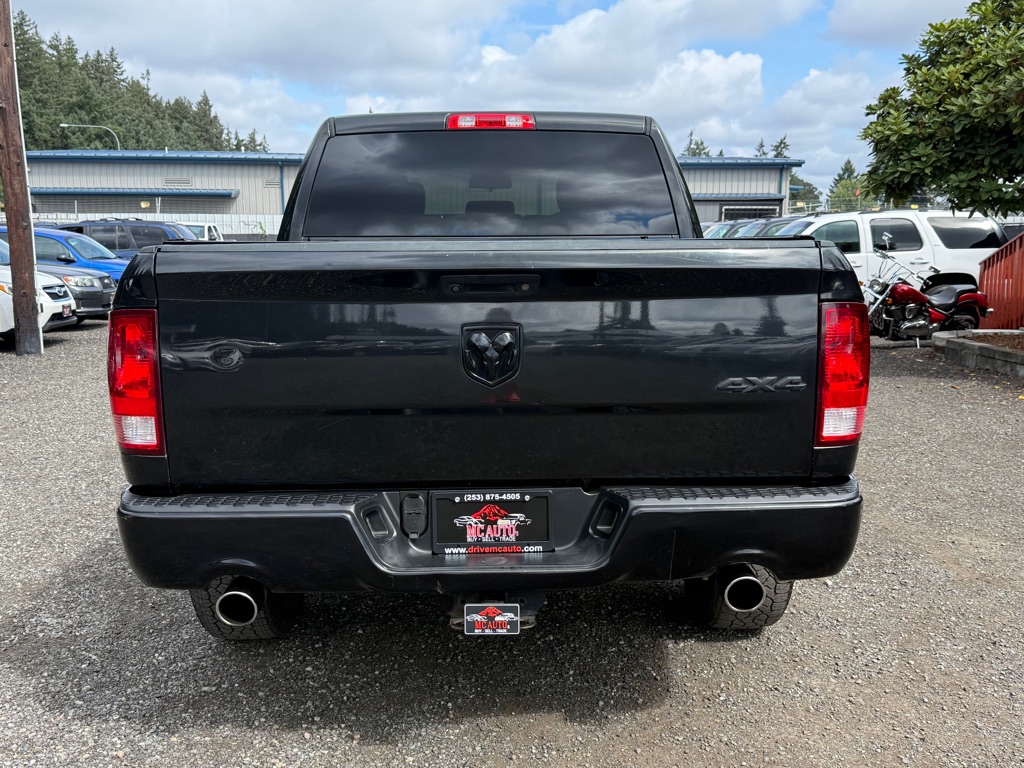 Photo 7 of this RAM 1500