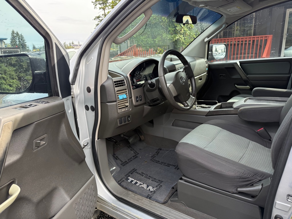 Photo 9 of this NISSAN TITAN