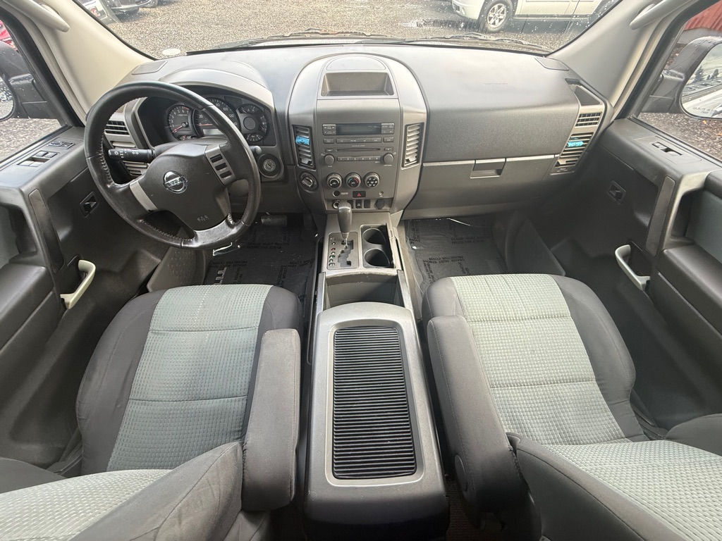 Photo 12 of this NISSAN TITAN