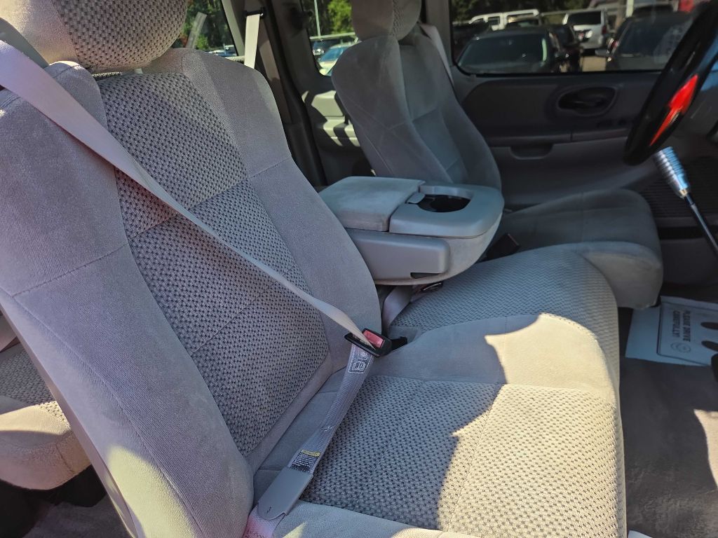 Photo 11 of this FORD F150