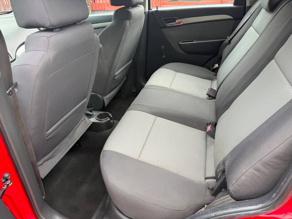 Photo 10 of this CHEVROLET AVEO