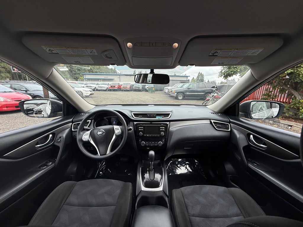Photo 15 of this NISSAN ROGUE