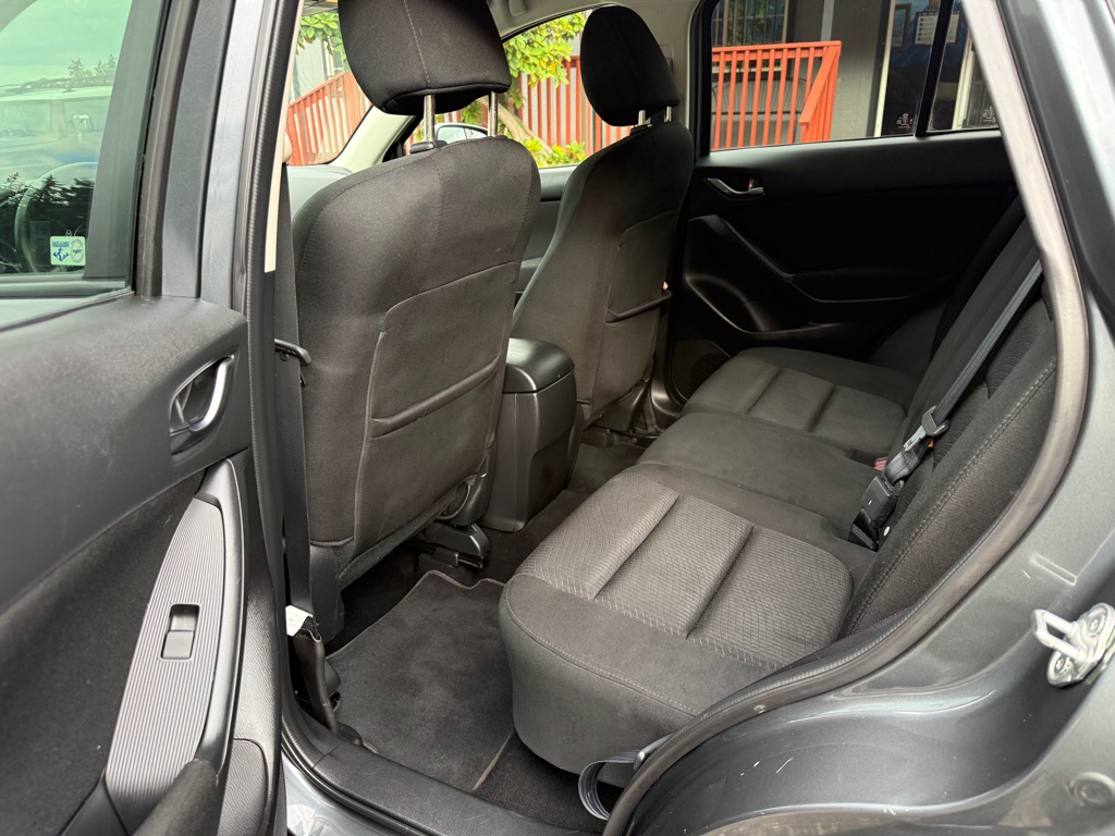 Photo 10 of this MAZDA CX-5