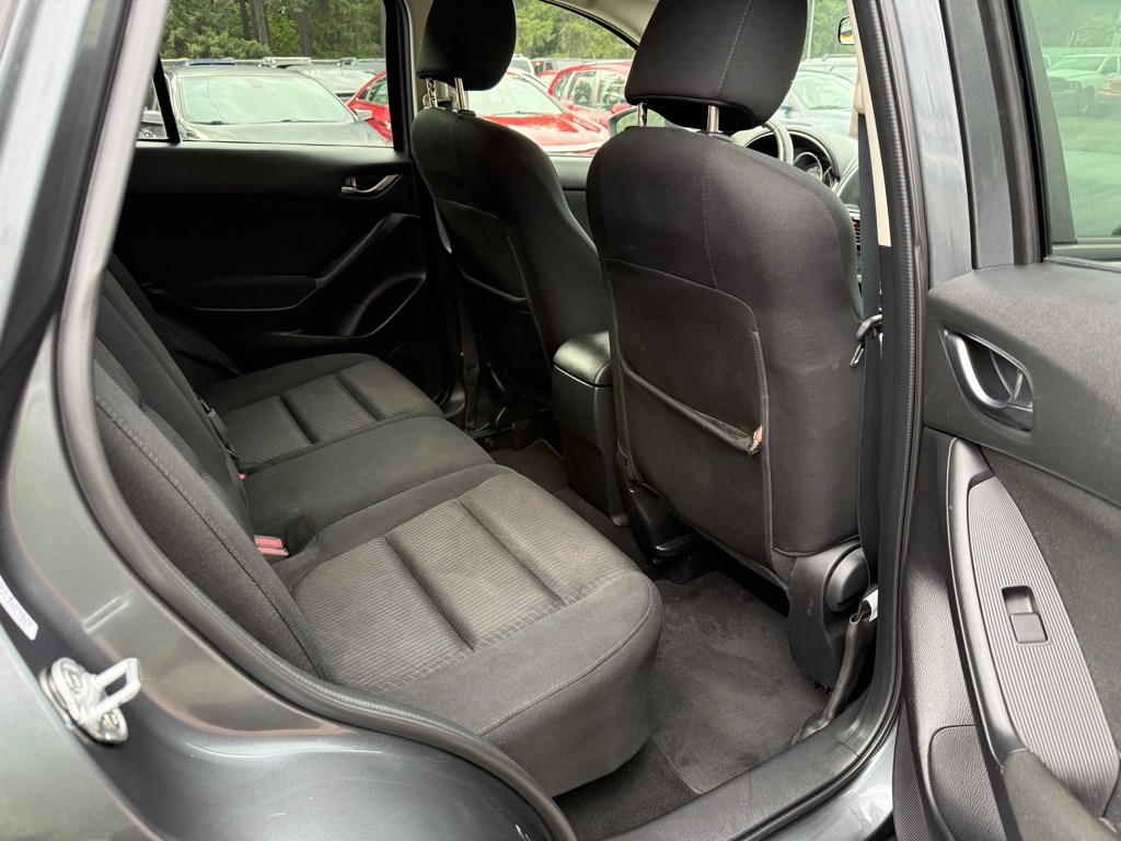 Photo 12 of this MAZDA CX-5