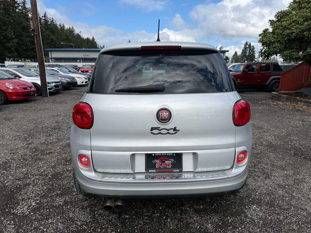 Photo 22 of this FIAT 500L