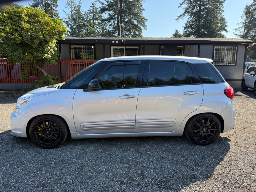 Photo 5 of this FIAT 500L