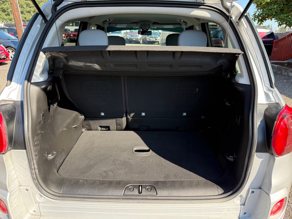 Photo 11 of this FIAT 500L