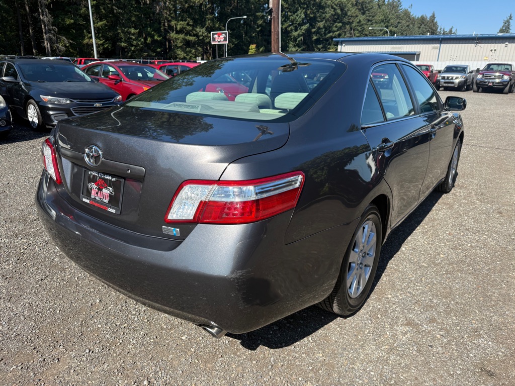 Photo 8 of this TOYOTA CAMRY HYBRID