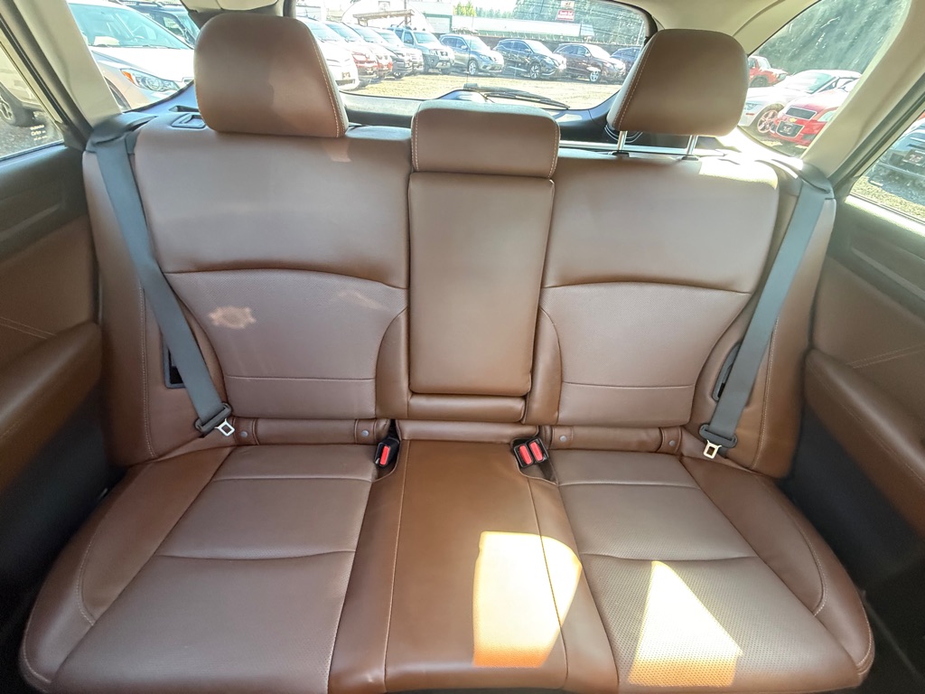 Photo 16 of this SUBARU OUTBACK
