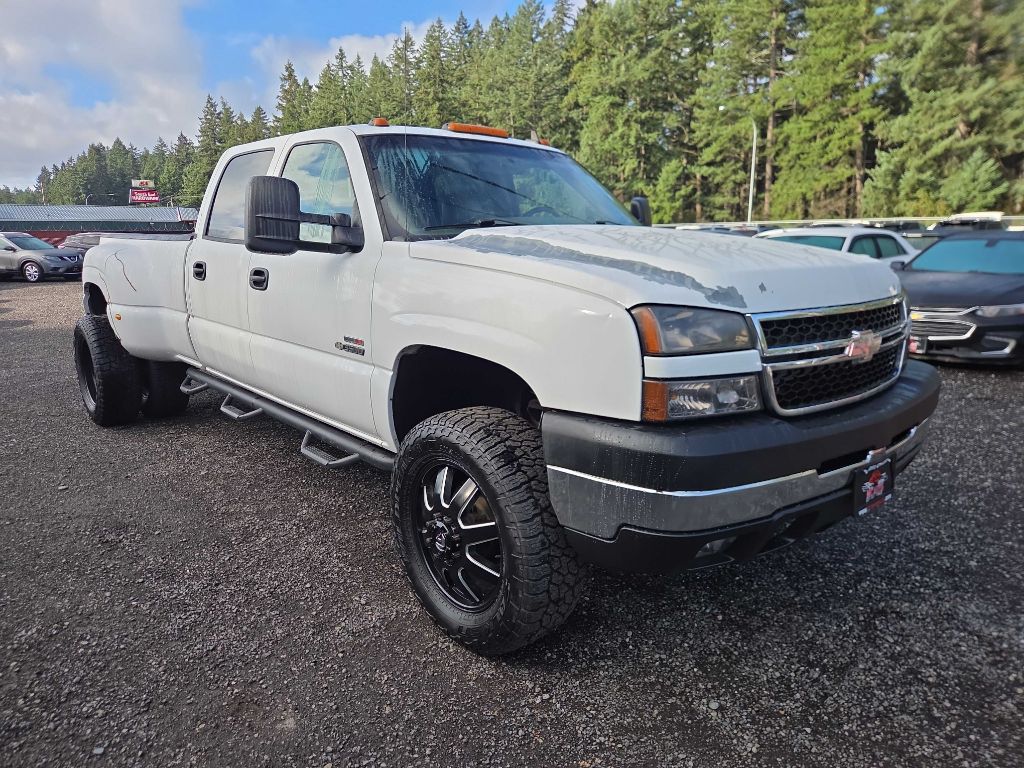 Photo 2 of this CHEVROLET SILVERADO 3500