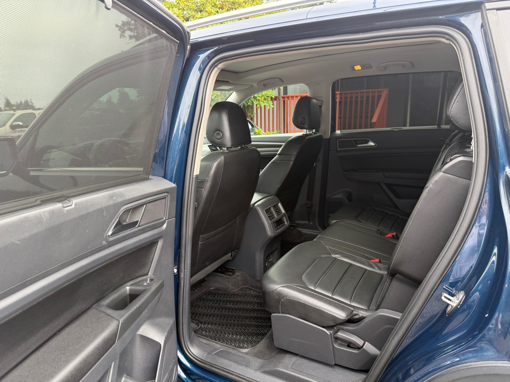 Photo 10 of this VOLKSWAGEN ATLAS