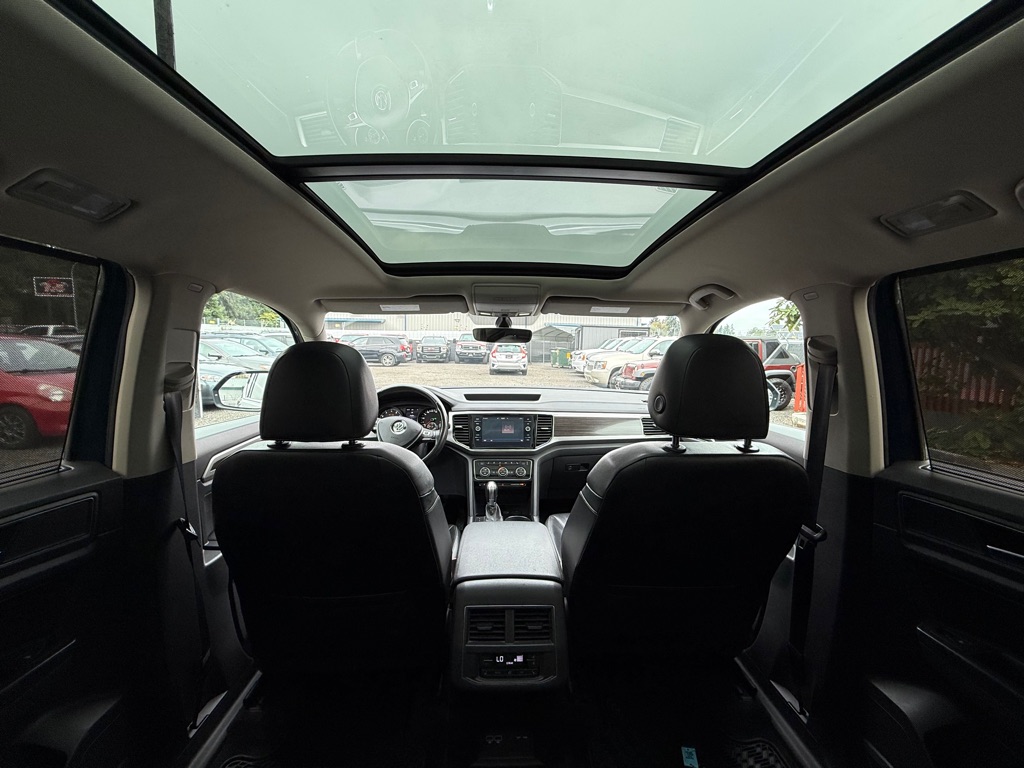Photo 16 of this VOLKSWAGEN ATLAS