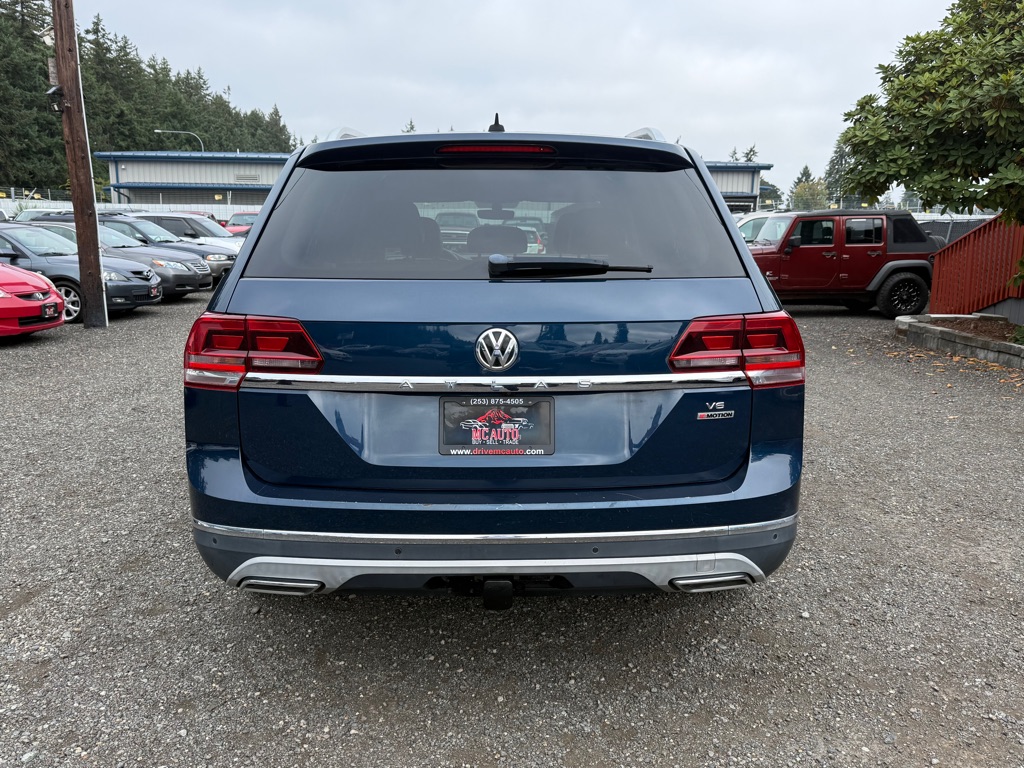 Photo 7 of this VOLKSWAGEN ATLAS