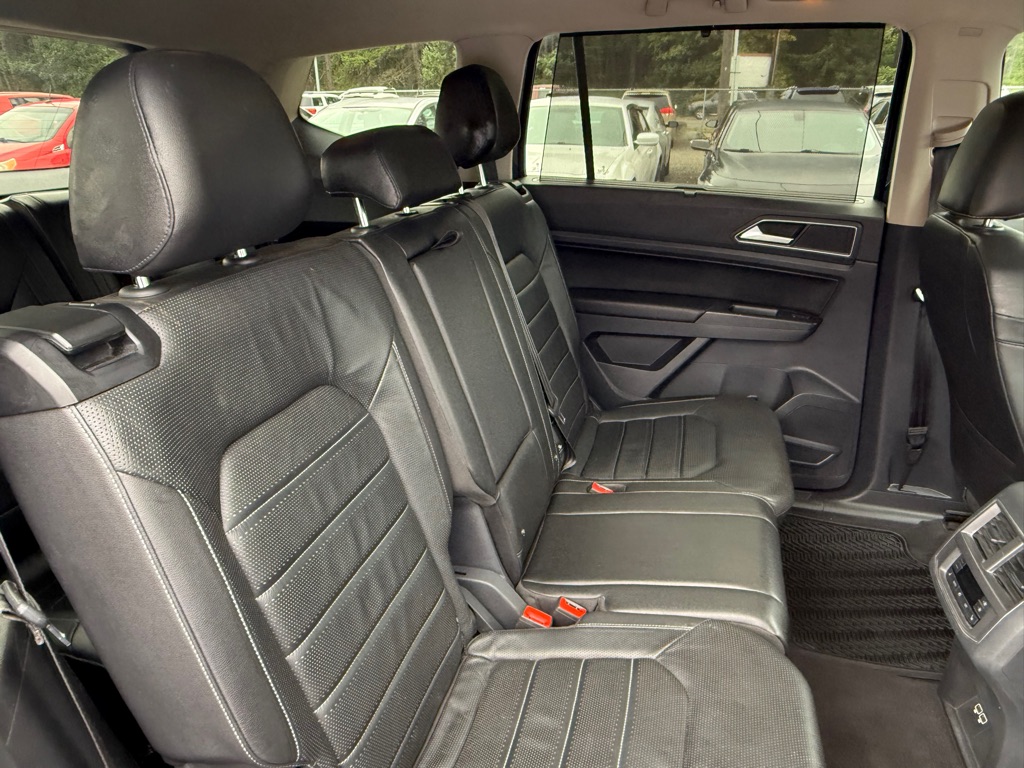 Photo 13 of this VOLKSWAGEN ATLAS