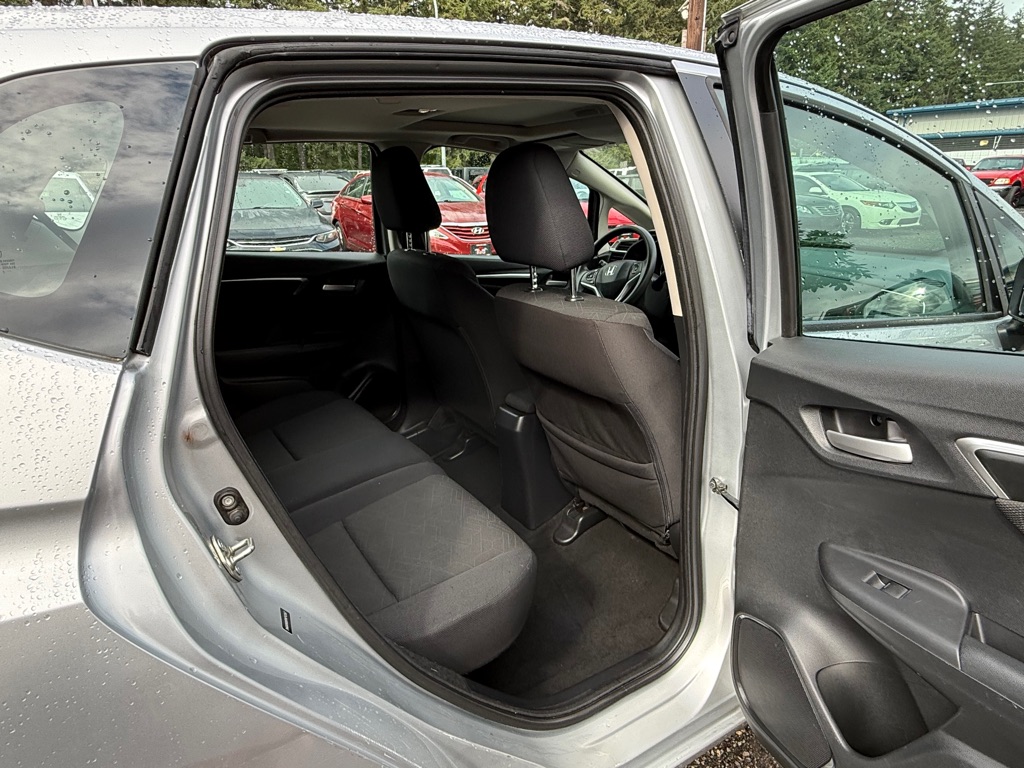 Photo 13 of this HONDA FIT