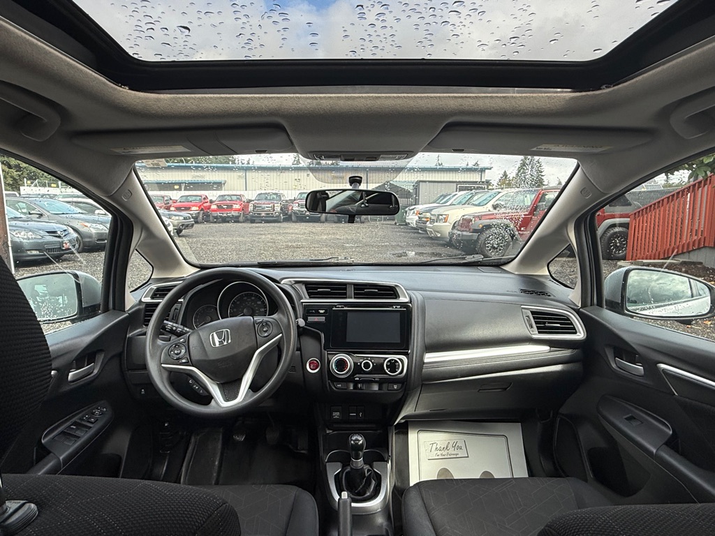 Photo 15 of this HONDA FIT