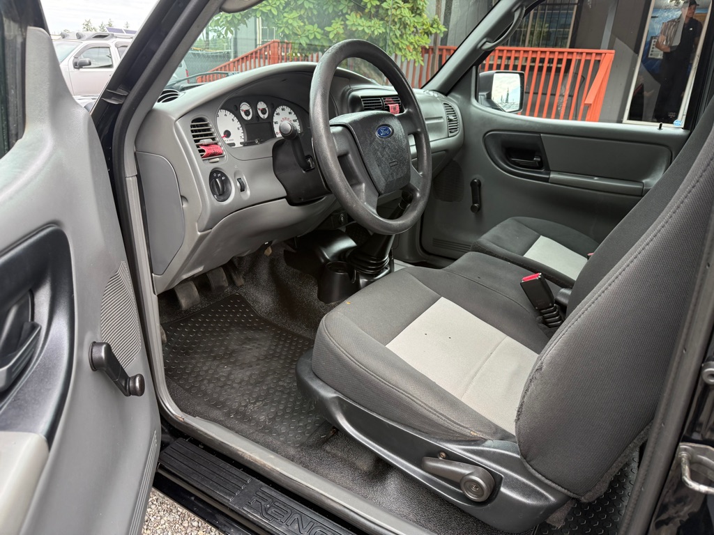 Photo 9 of this FORD RANGER