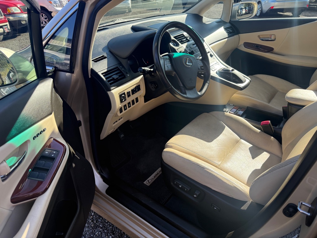 Photo 9 of this LEXUS HS 250H