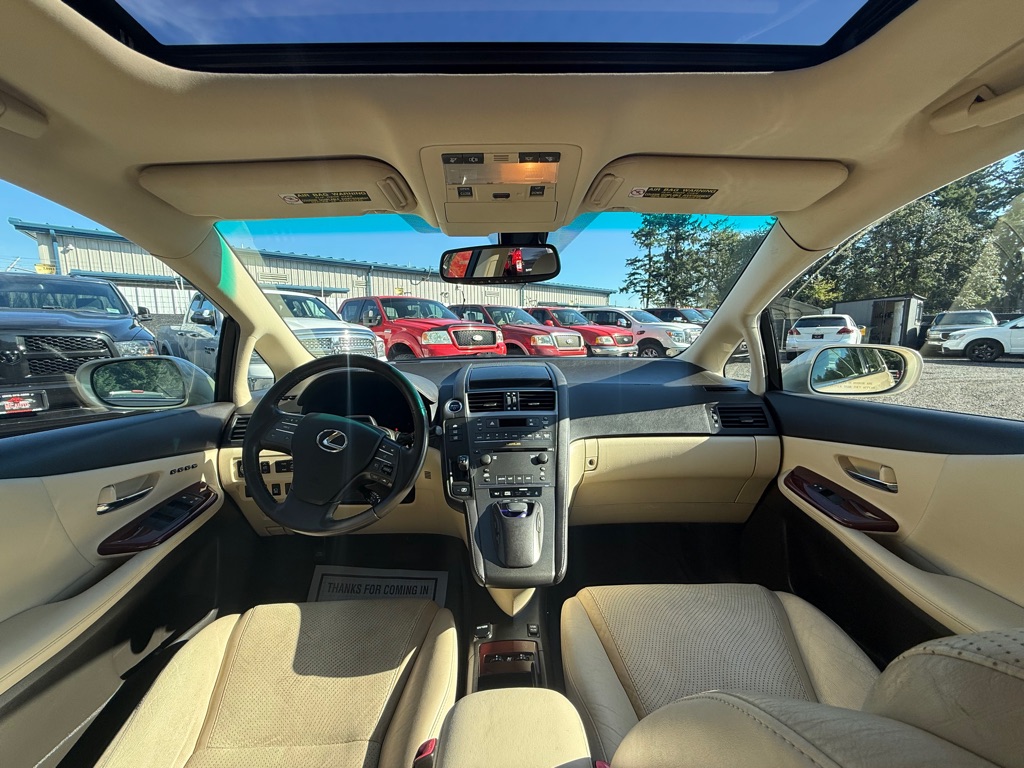 Photo 14 of this LEXUS HS 250H