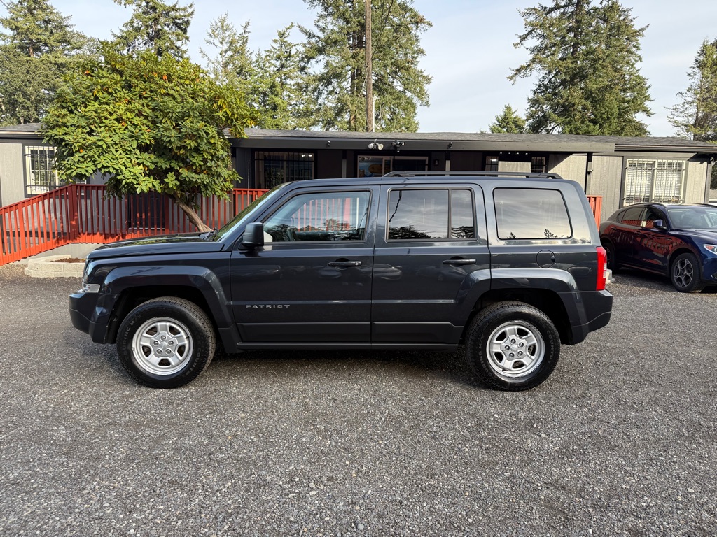 Photo 5 of this JEEP PATRIOT