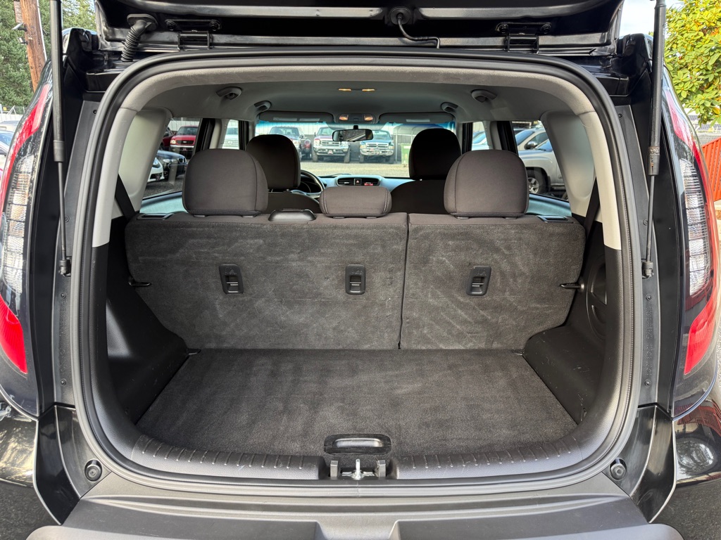Photo 11 of this KIA SOUL