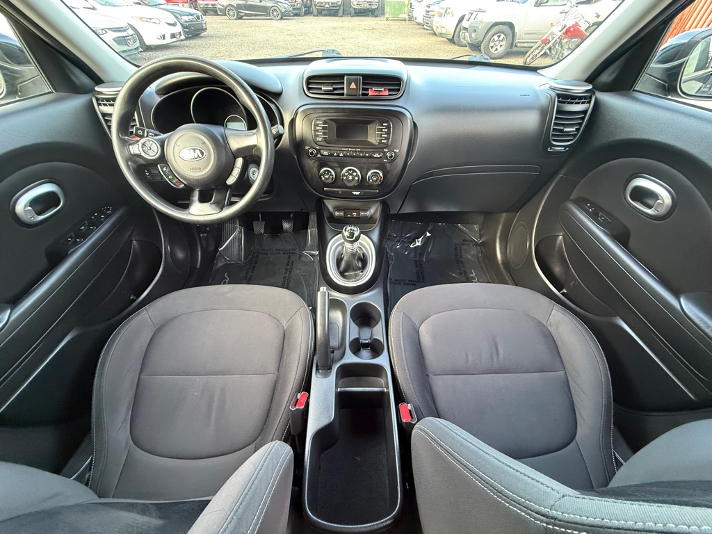 Photo 14 of this KIA SOUL