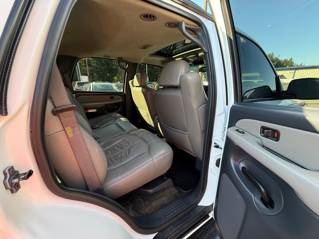 Photo 14 of this CHEVROLET TAHOE