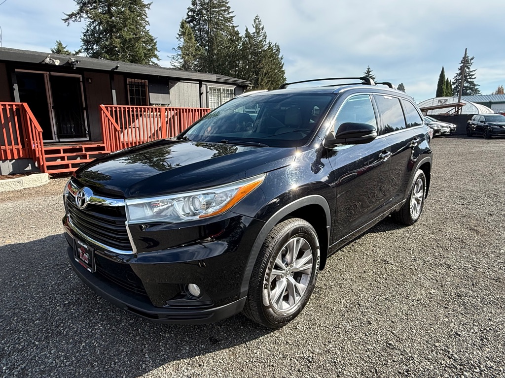 Photo 4 of this TOYOTA HIGHLANDER