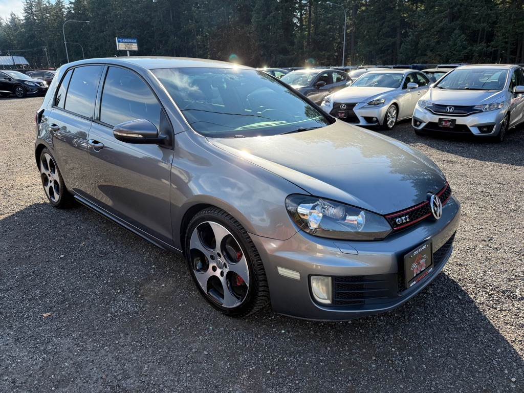 Photo 2 of this VOLKSWAGEN GTI