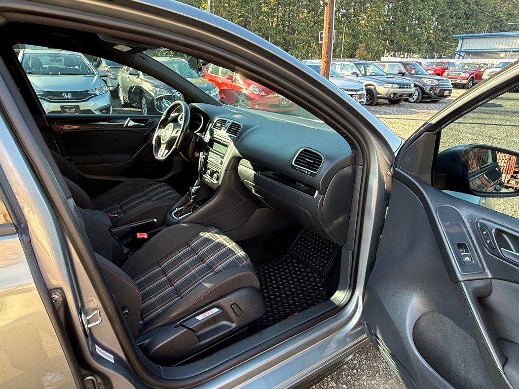 Photo 15 of this VOLKSWAGEN GTI