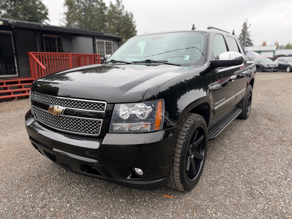 Photo 4 of this CHEVROLET AVALANCHE
