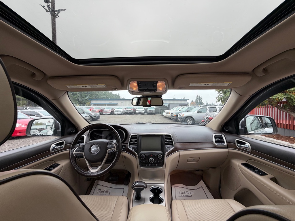 Photo 15 of this JEEP GRAND CHEROKEE