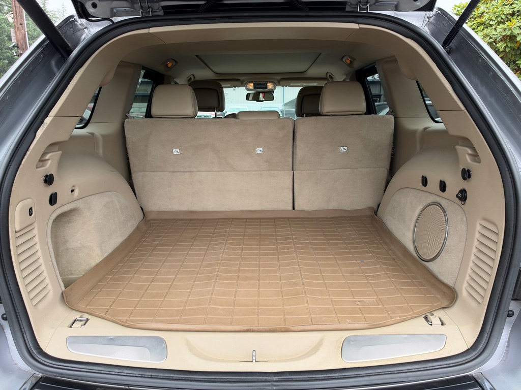 Photo 11 of this JEEP GRAND CHEROKEE