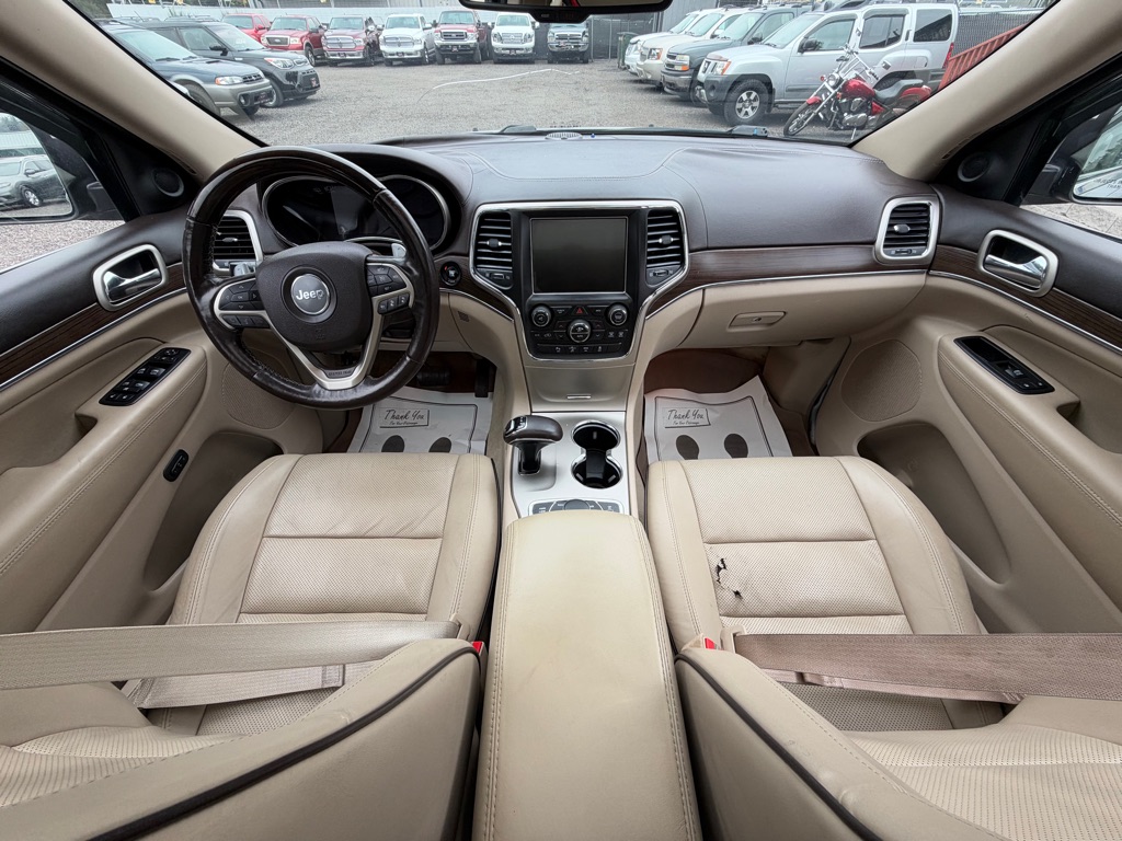 Photo 14 of this JEEP GRAND CHEROKEE