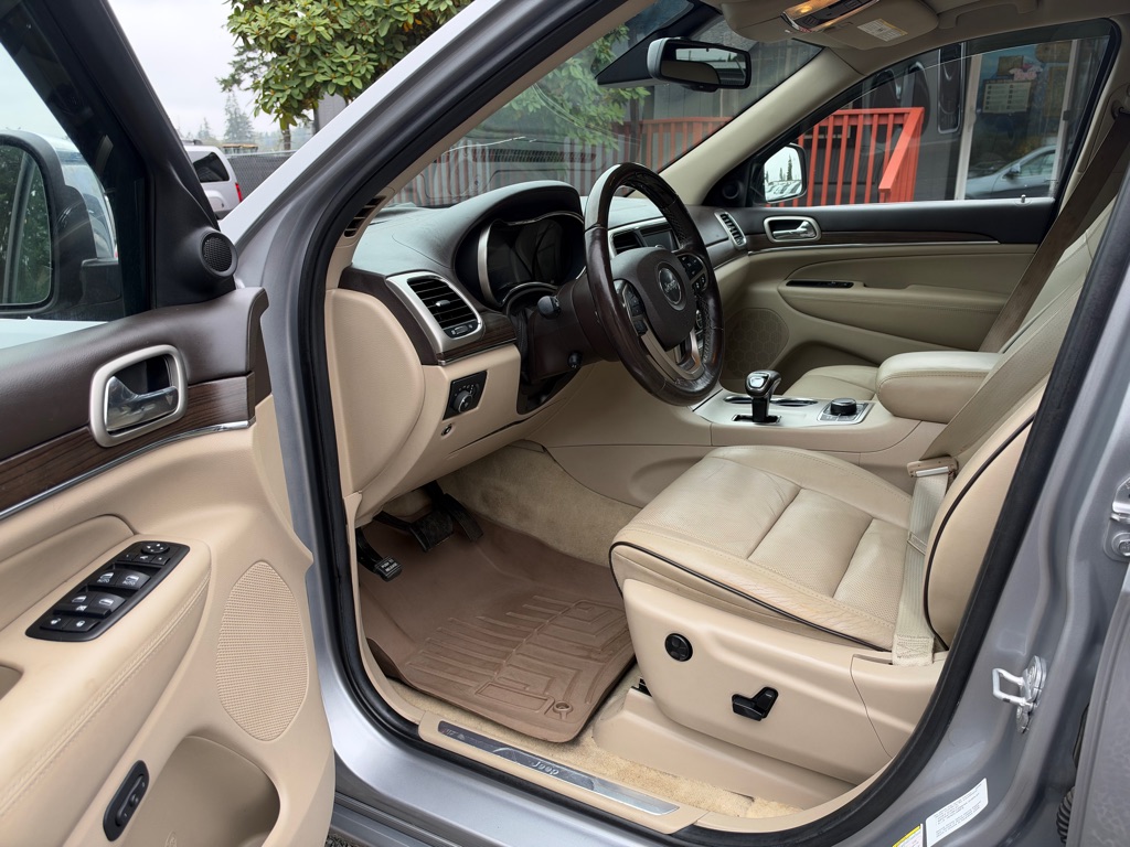 Photo 9 of this JEEP GRAND CHEROKEE