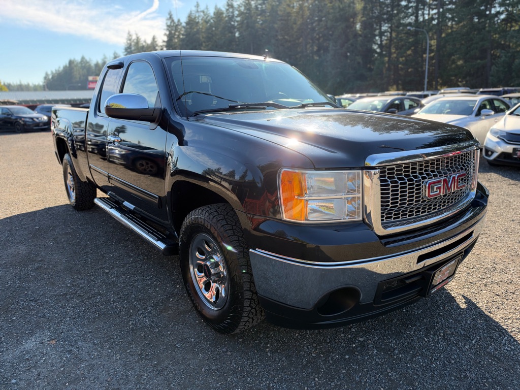 Photo 2 of this GMC SIERRA 1500